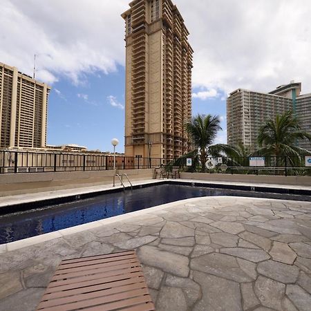 Apartments At Palms Waikiki Гонолулу Экстерьер фото