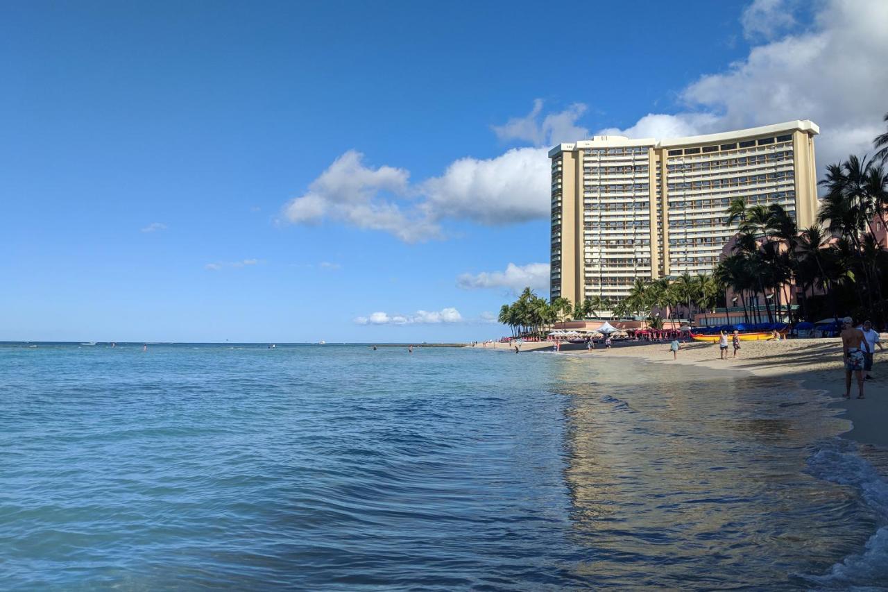Apartments At Palms Waikiki Гонолулу Экстерьер фото