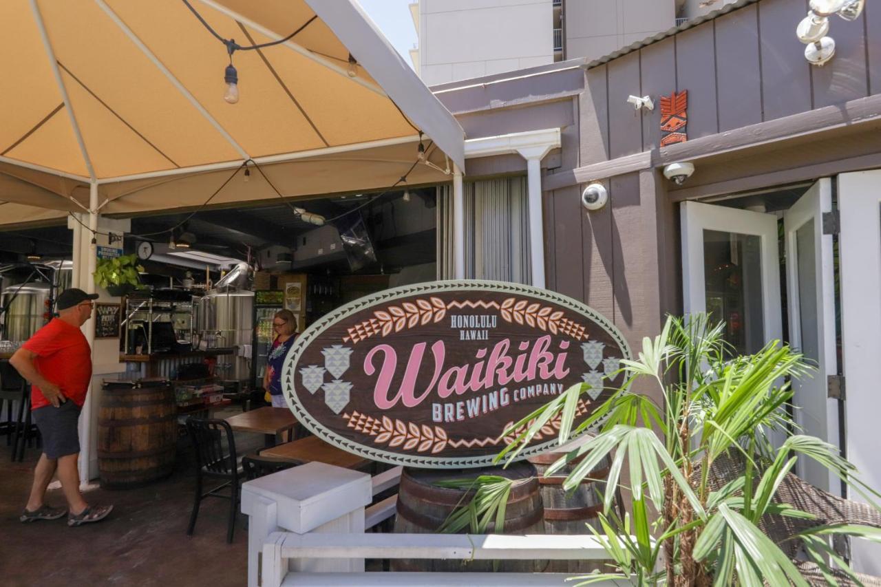 Apartments At Palms Waikiki Гонолулу Экстерьер фото