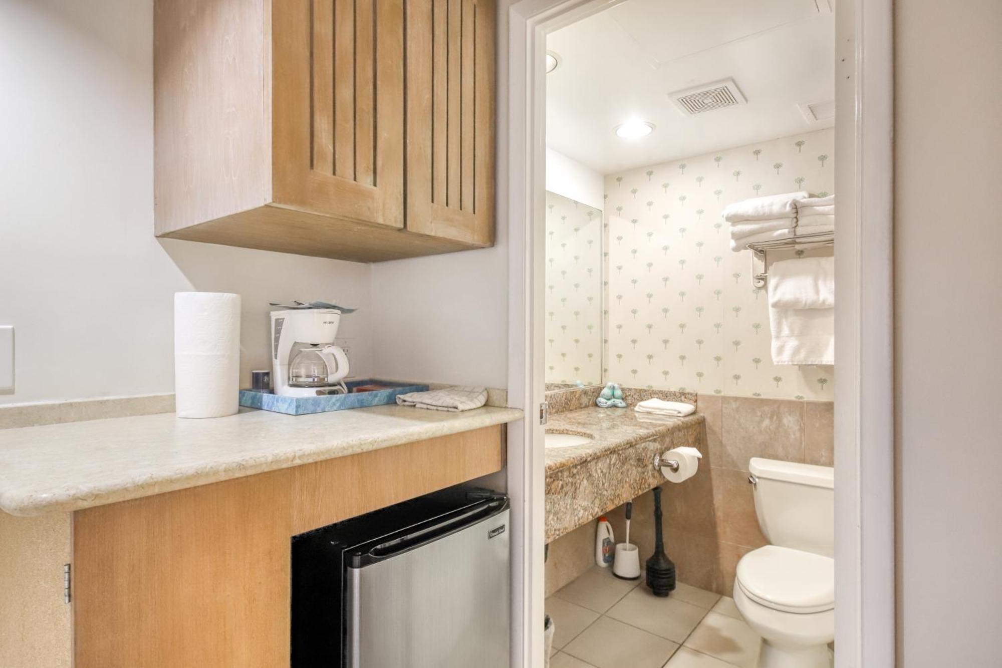 Apartments At Palms Waikiki Гонолулу Номер фото